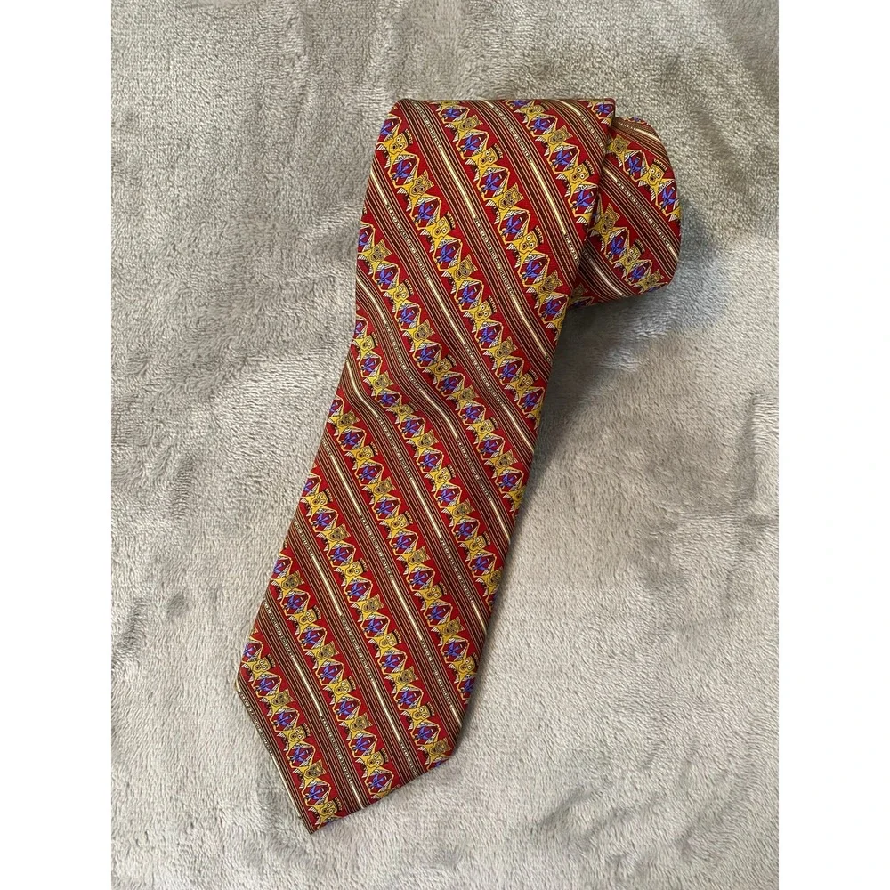 The Metropolitan Museum of Art Tie Red Silk Tiki Band of Brothers Colorful Artsy